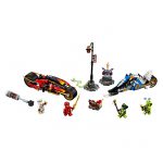 LEGO NINJAGO A Moto de Espadas de Kai e o Jet Ski de Zane 70667