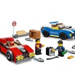 LEGO-CITY-Detenção-Policial-na-Autoestrada-60242-3