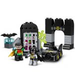 LEGO-DUPLO-Batcave-10919-2