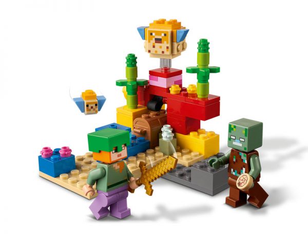 Lego do Minecraft com duas figuras, uma delas um zombie, no recife de coral